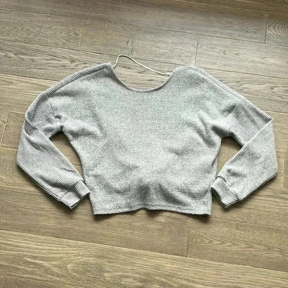 Noisy May | Grey reversible  knot tie long sleeve ribbed top - Picture 3 of 10
